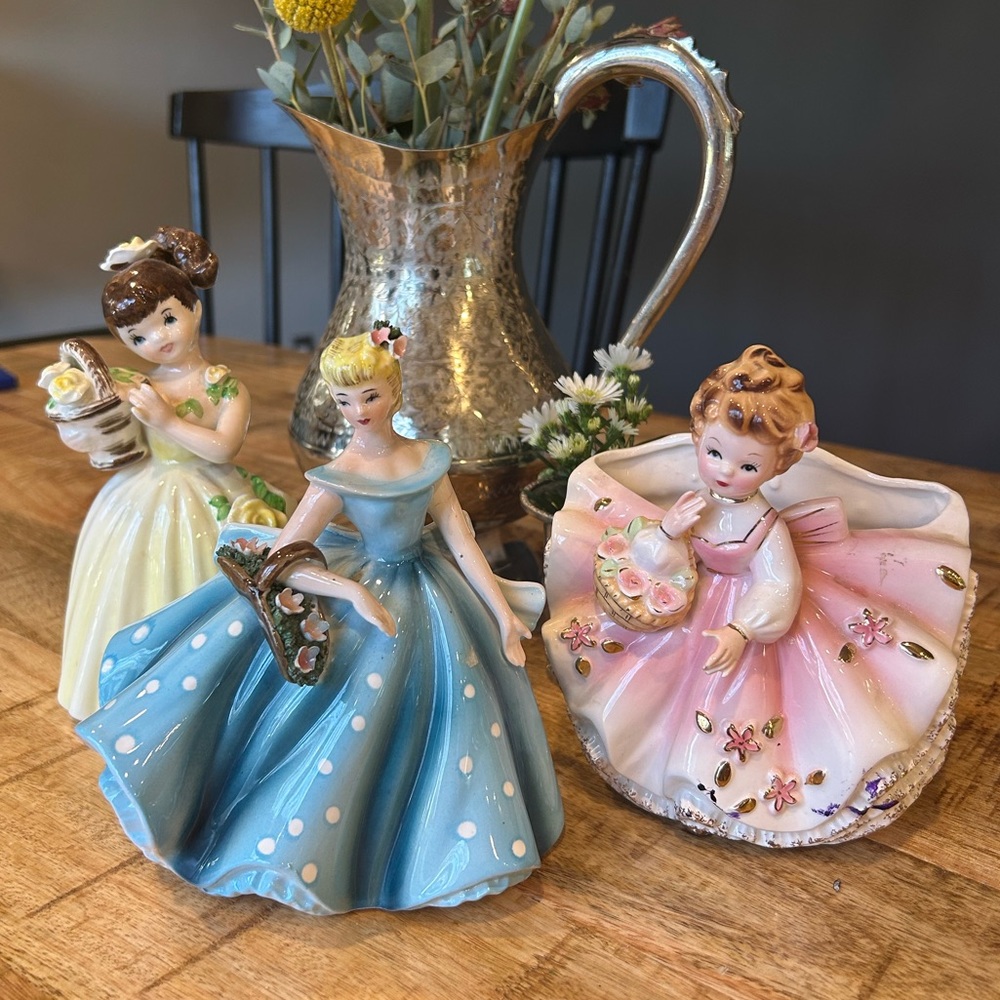 Vintage ceramic ladies vases